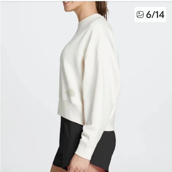 North Face Crop Horizon Performance Crew Sweatshirt. Gardenia White. Size M - Picture 2 of 11
